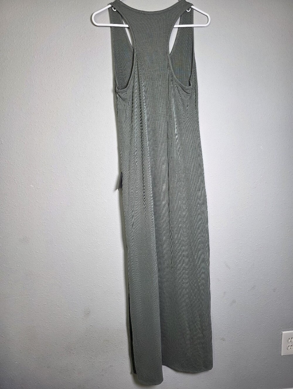 Lulus  Relaxed but Not Least Sage Green Ribbed Sleeveless Maxi Dress - Picture 5 of 11